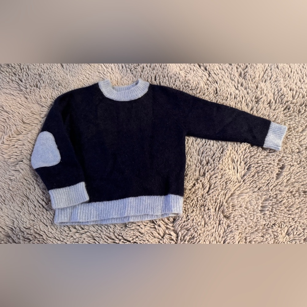 Pure cashmere sweater by Carolina Zapf 2T
